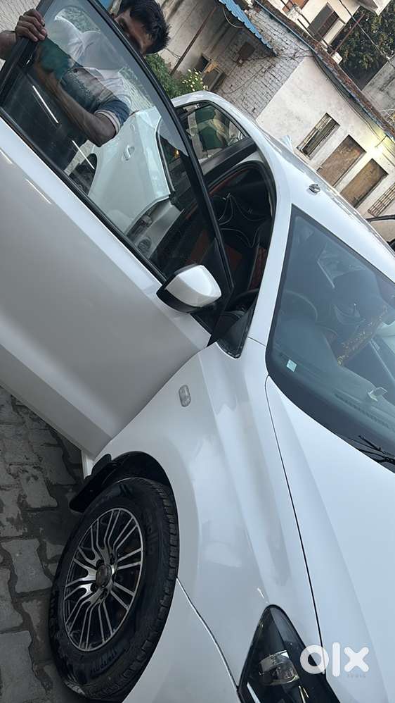 Volkswagen Polo Diesel 2011 Year