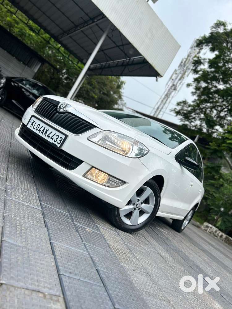 Skoda Rapid 1.6 Mpi Ambition, 2016, Petrol