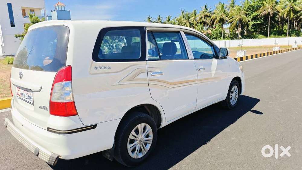 Toyota Innova 2.5 G (diesel) 8 Seater, 2016, Diesel