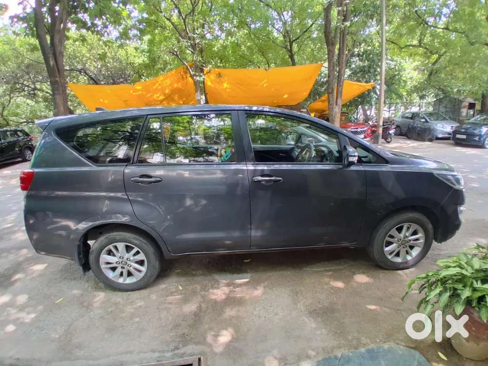 Toyota Innova Crysta Gx 2017