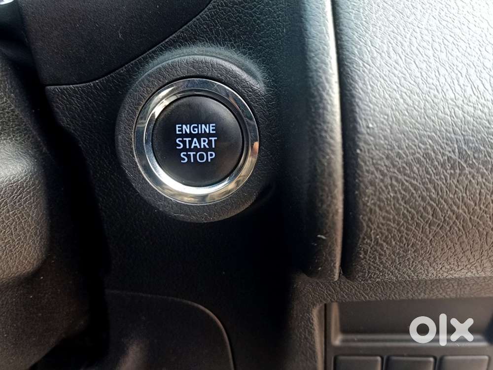 Toyota Innova Crysta [2020-ongoing] 2.4 Gx At 7 Str, 2021, Diesel