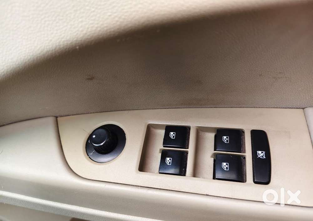 Mahindra Marazzo M4, 2018, Diesel