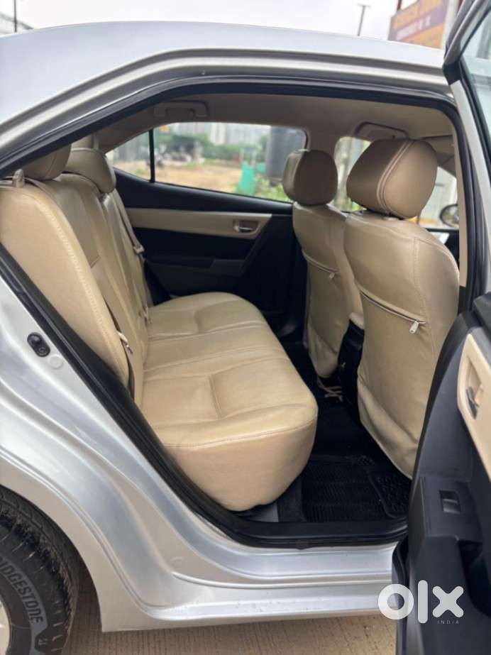 Toyota Corolla Altis G At, 2016, Petrol