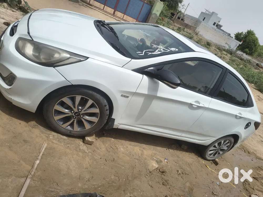 Hyundai Fluidic Verna 2013