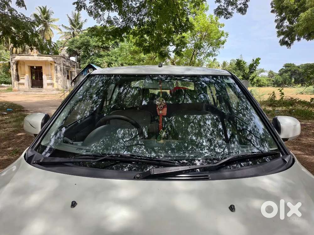 Maruti Suzuki Dzire 2011