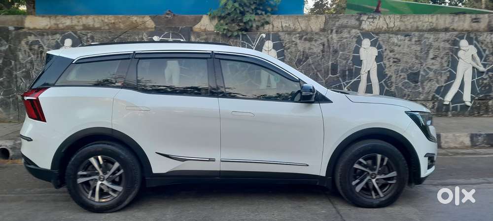 Mahindra Xuv700 2.0 Ax 5 Petrol At Str, 2022, Petrol