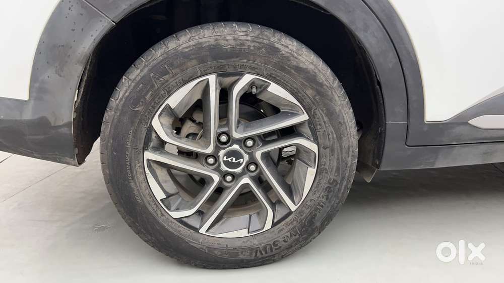 Kia Carens 1.5 Luxury Plus Diesel At 6 Str, 2022, Diesel