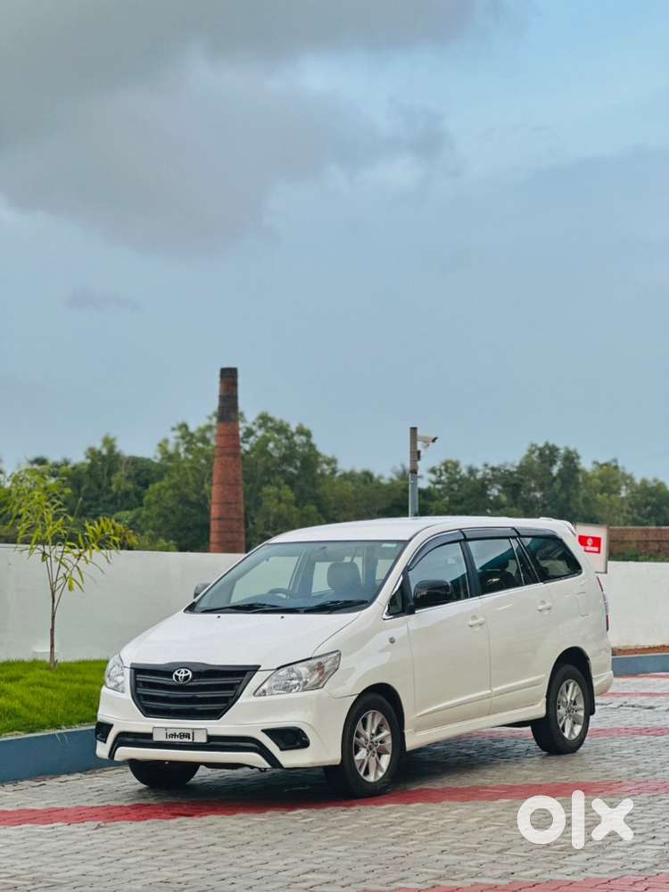 Toyota Innova Diesel 2015