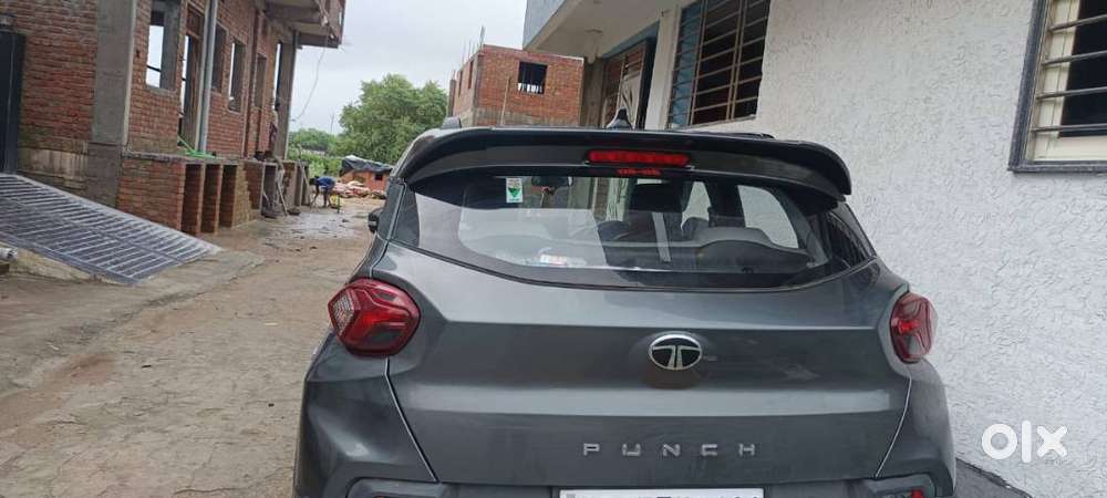 Tata Punch Pure 2025