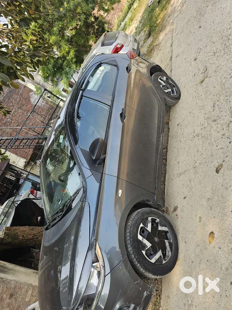 Tata Tiago 1.2 Revotron 2025