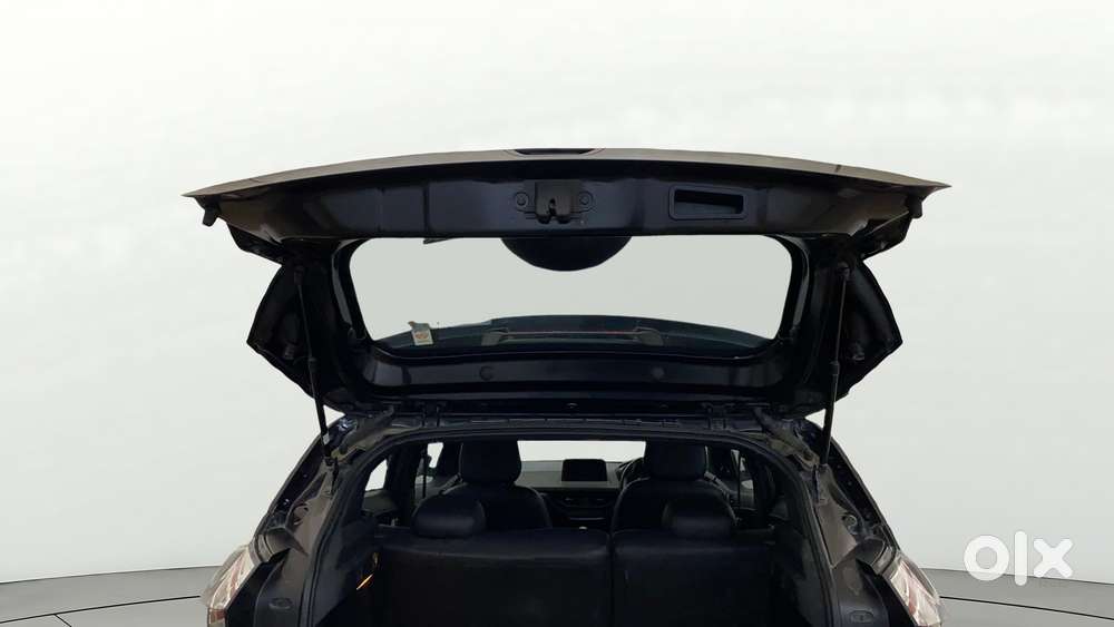 Tata Nexon 1.5 Revotorq Xz Plus Hs Dark Edition, 2022, Diesel