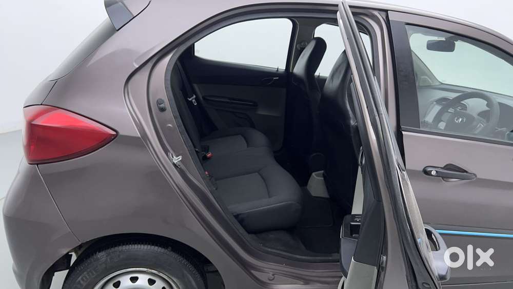 Tata Tiago 1.2 Revotron Xm, 2016, Petrol