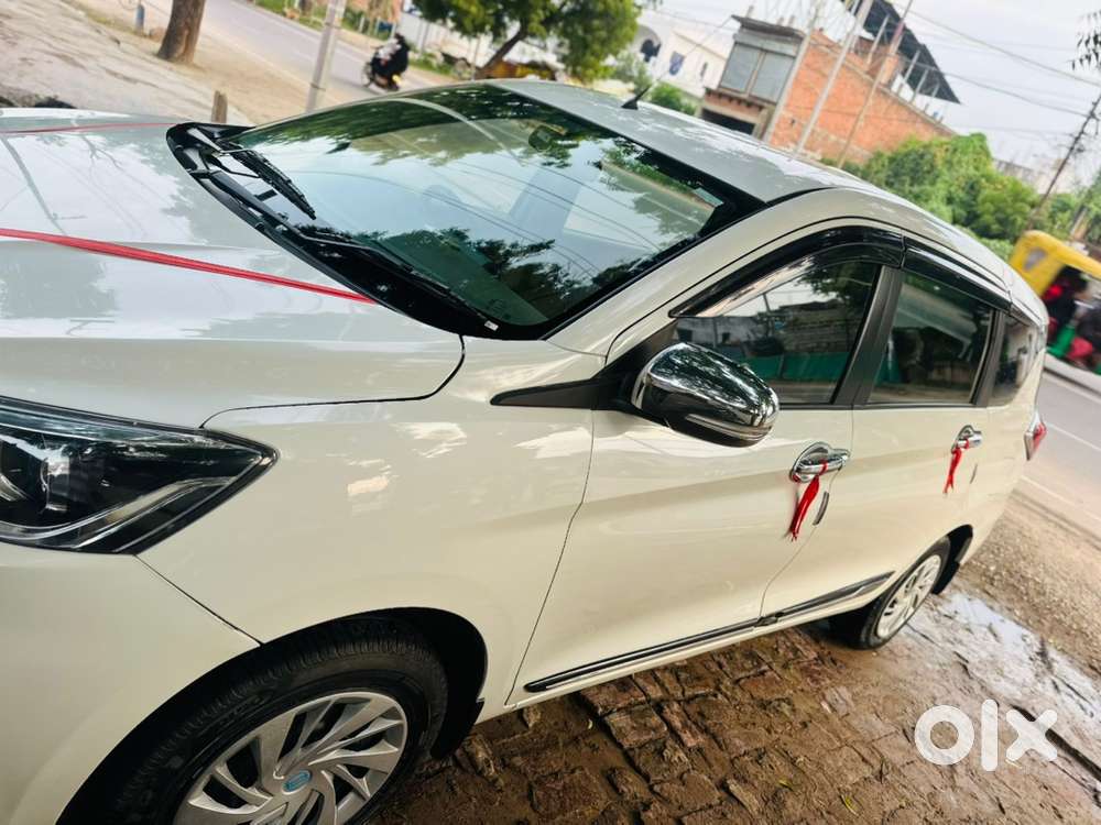 Maruti Ertiga Vxi 2025