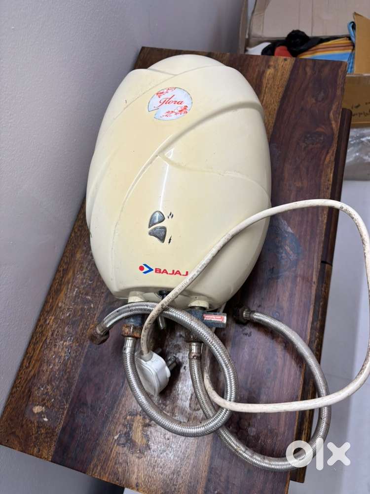 2 Bajaj geysers in excellent condition