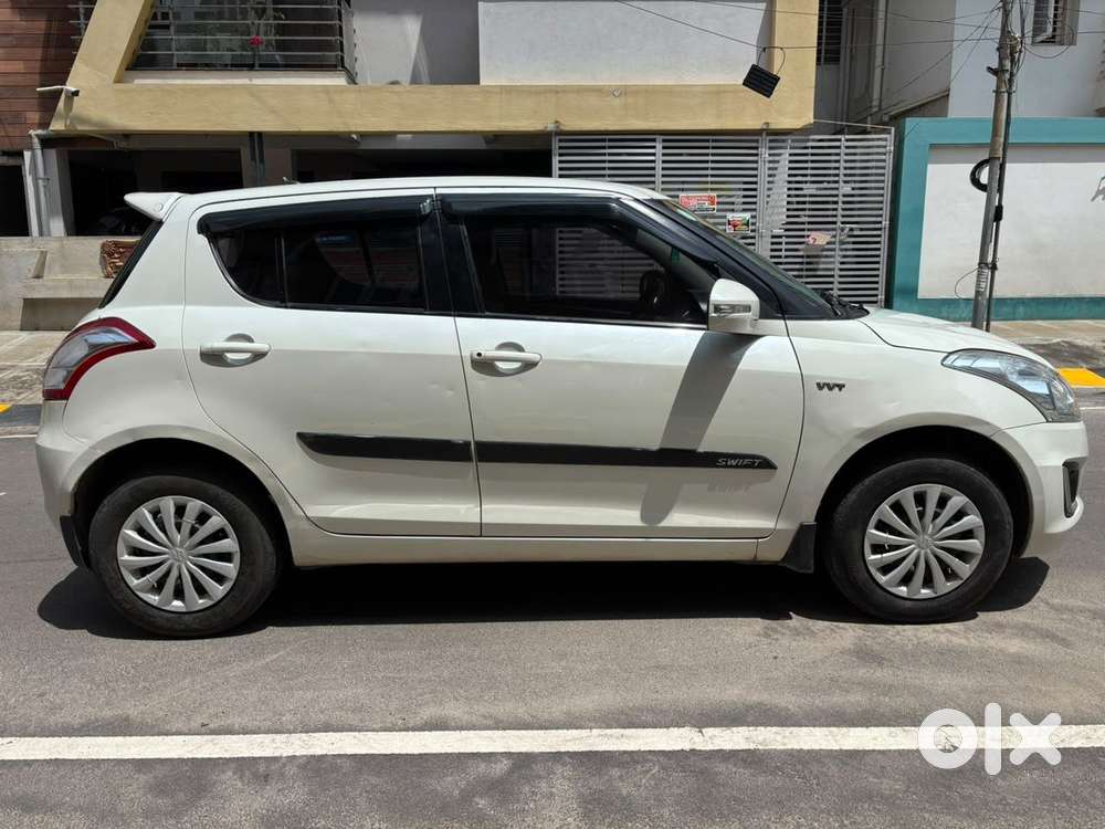 Maruti Suzuki Swift 1.2 Vxi (o), 2017, Petrol
