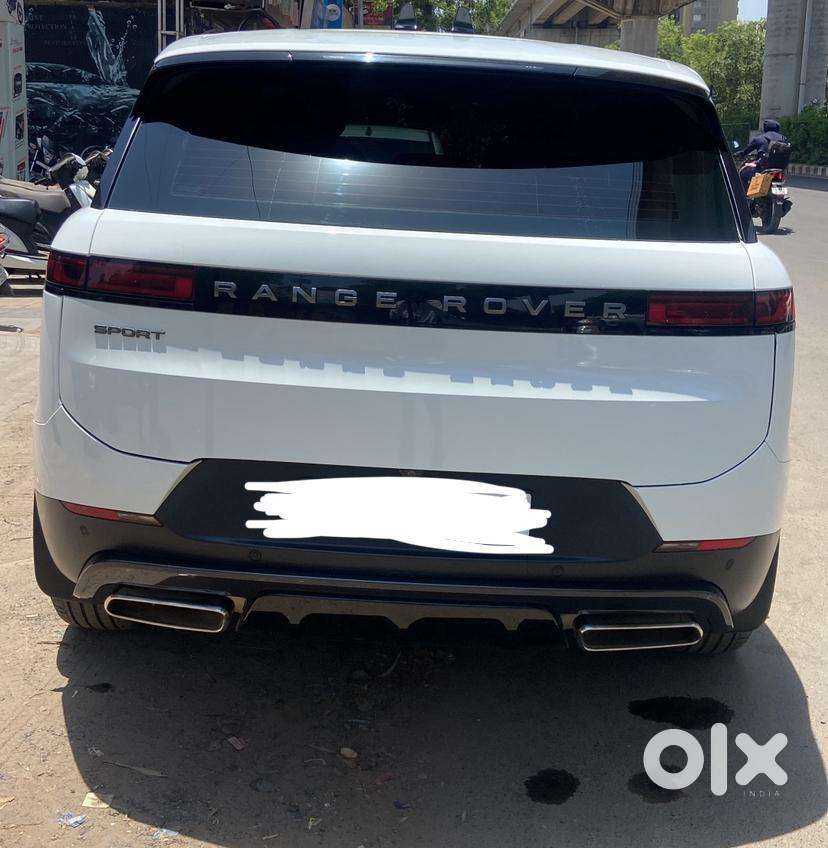 Land Rover Range Rover Sport 2024 Petrol 8500 Km Driven