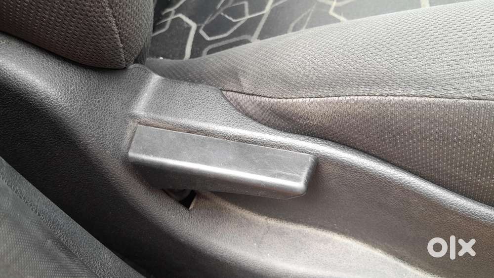 Tata Tiago 1.2 Revotron Xt, 2017, Petrol