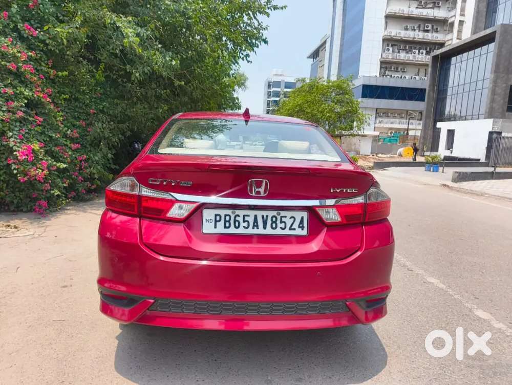 I Want To Sale My Honda City 1.5 Zx Cvt I-tec Automatic Petrol