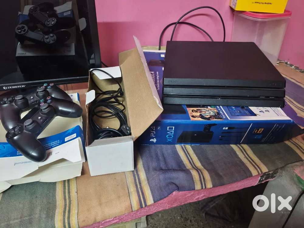 PS4 Pro &ndash; Only 8 Months Old | 2 Original Controllers | Full Box