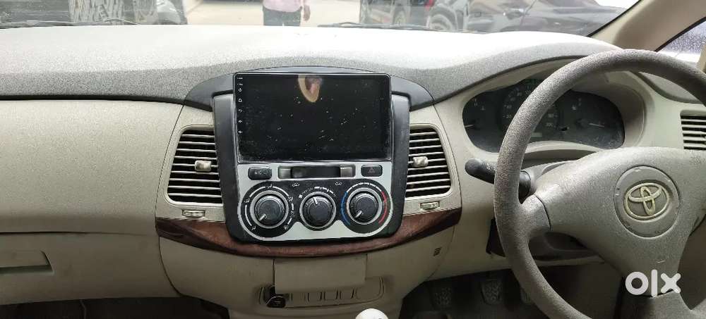 Toyota Innova 2014 Diesel Well Maintained