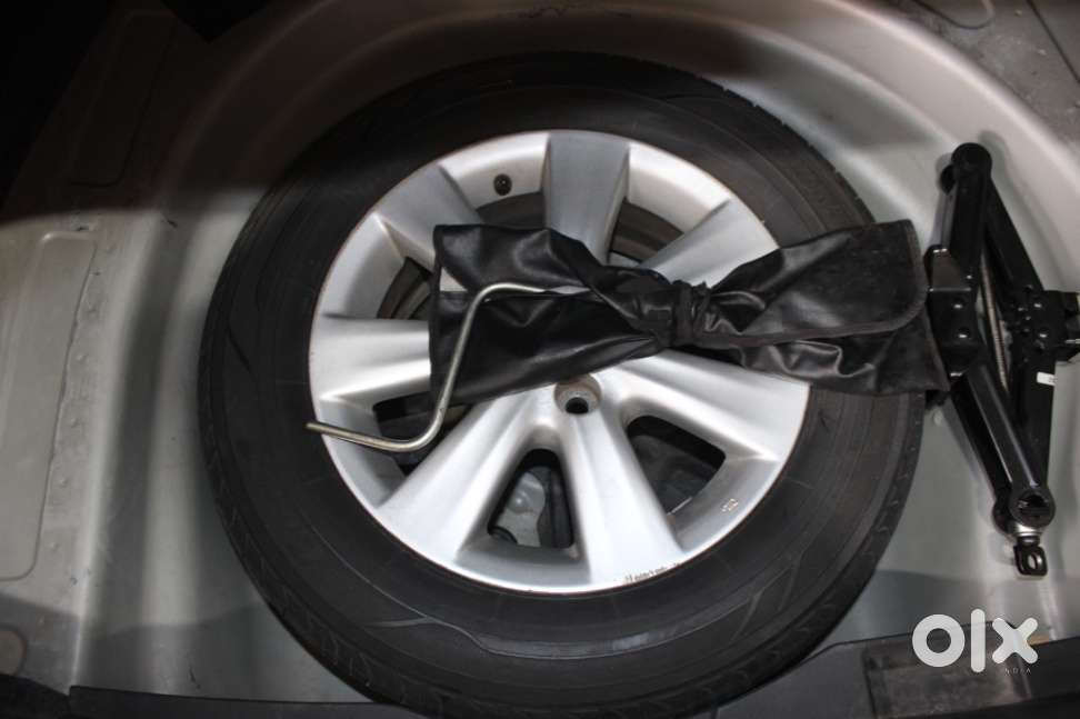 Toyota Corolla Altis G, 2011, Petrol