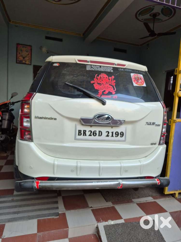 Mahindra Xuv500 W8 2015