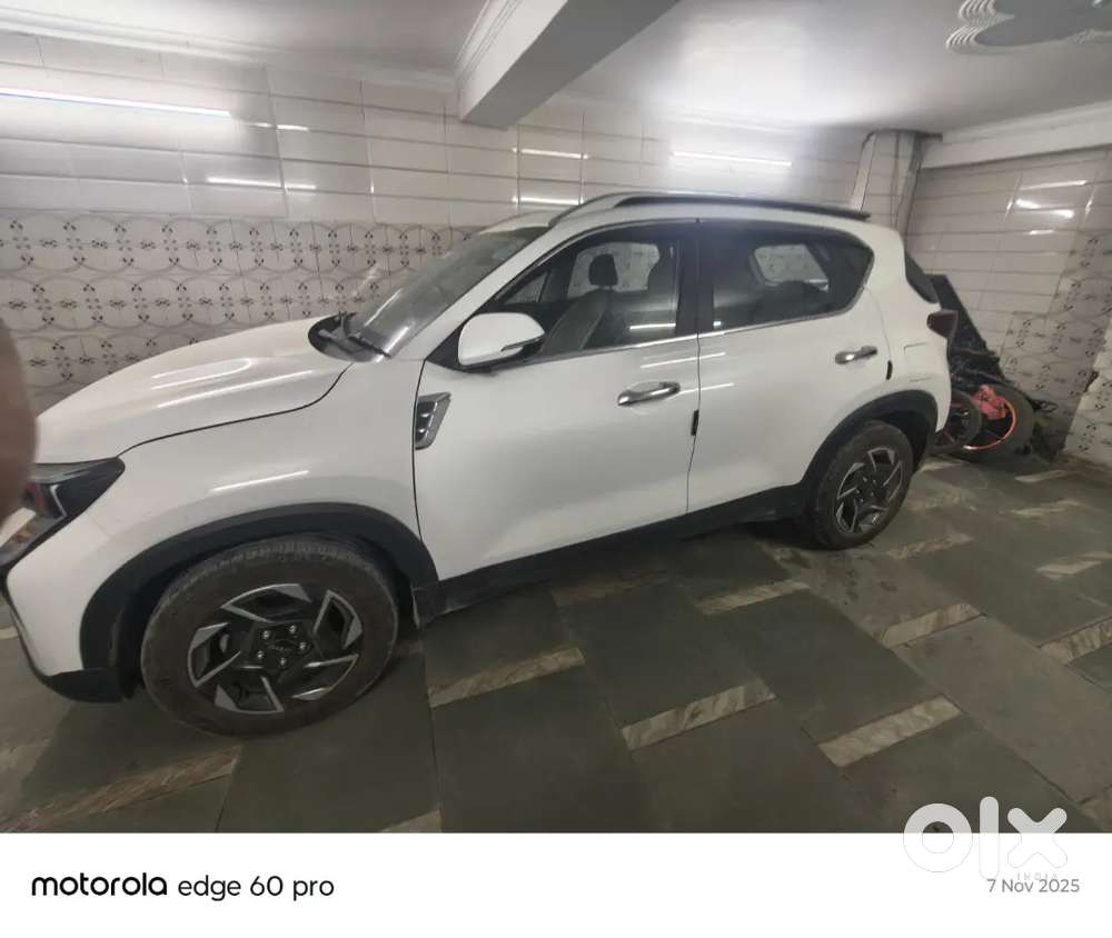 Kia Sonet 2025 Petrol Well Maintained