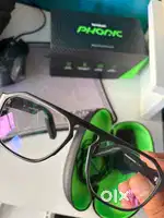 Phonic smart glasses with inbuild speakers like headphones