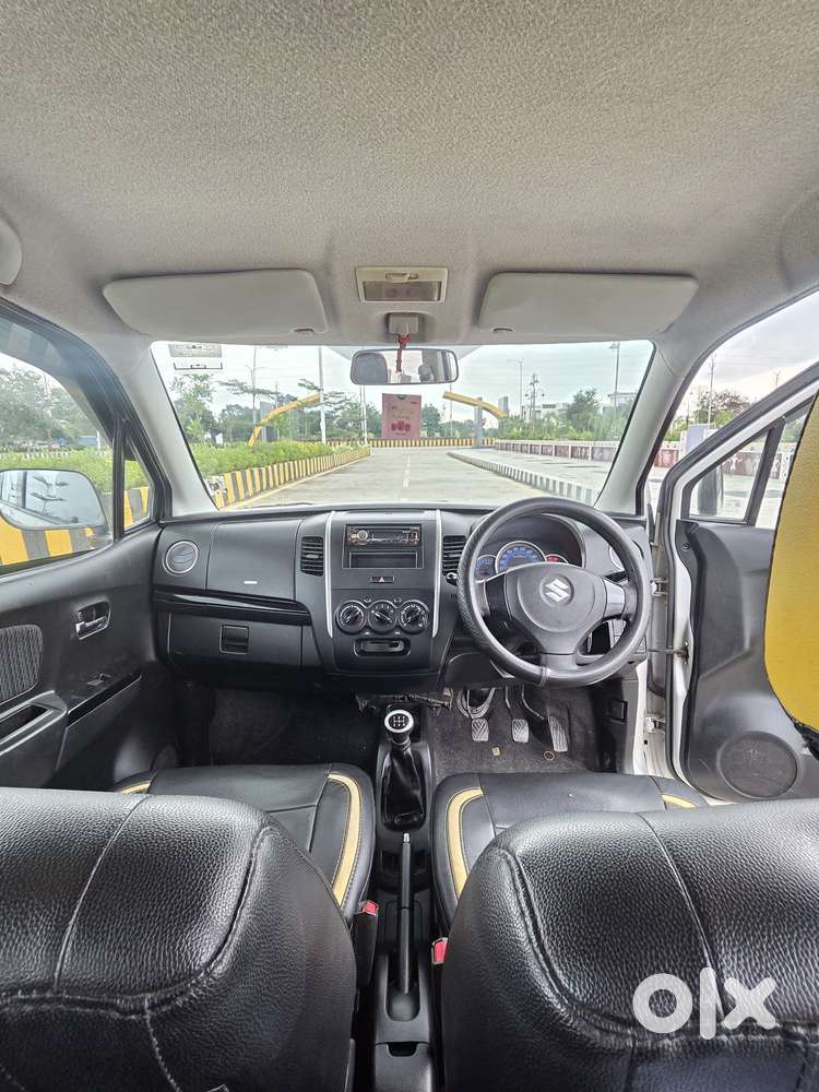 Maruti Suzuki Stingray Vxi, 2014, Petrol