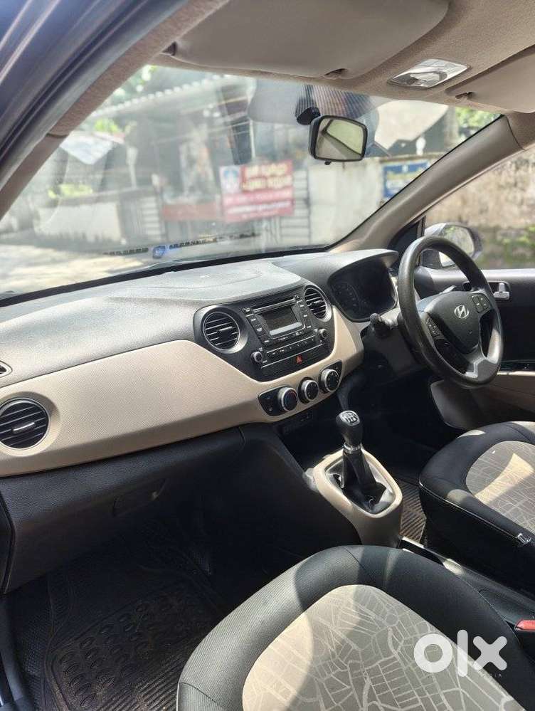 Hyundai Grand I10 [2013-2017] 1.2 Kappa Vtvt Sportz, 2015, Petrol