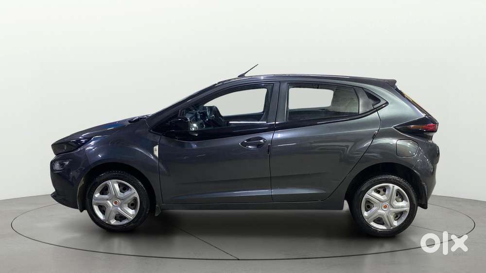 Tata Altroz 1.2 Xt, 2022, Petrol