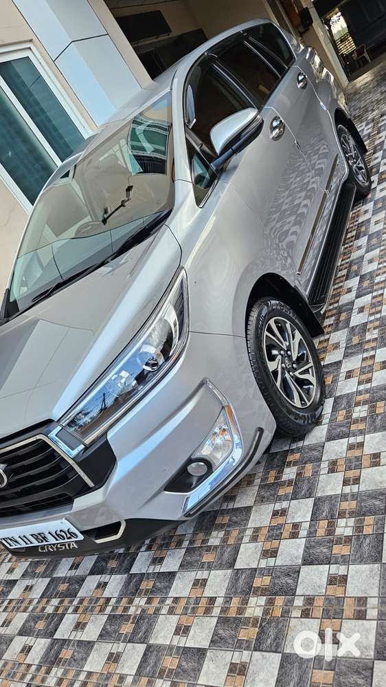 Toyota Innova Crysta 2.4 V 7 Str, 2023, Diesel