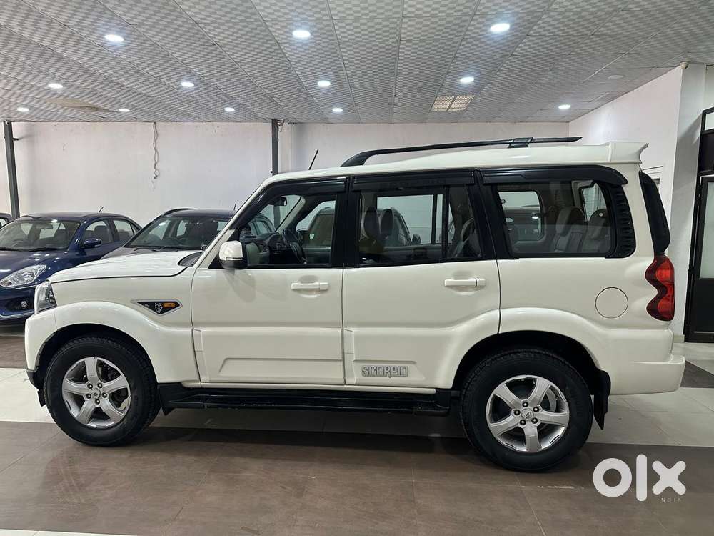 Mahindra Scorpio S10, 2017, Diesel