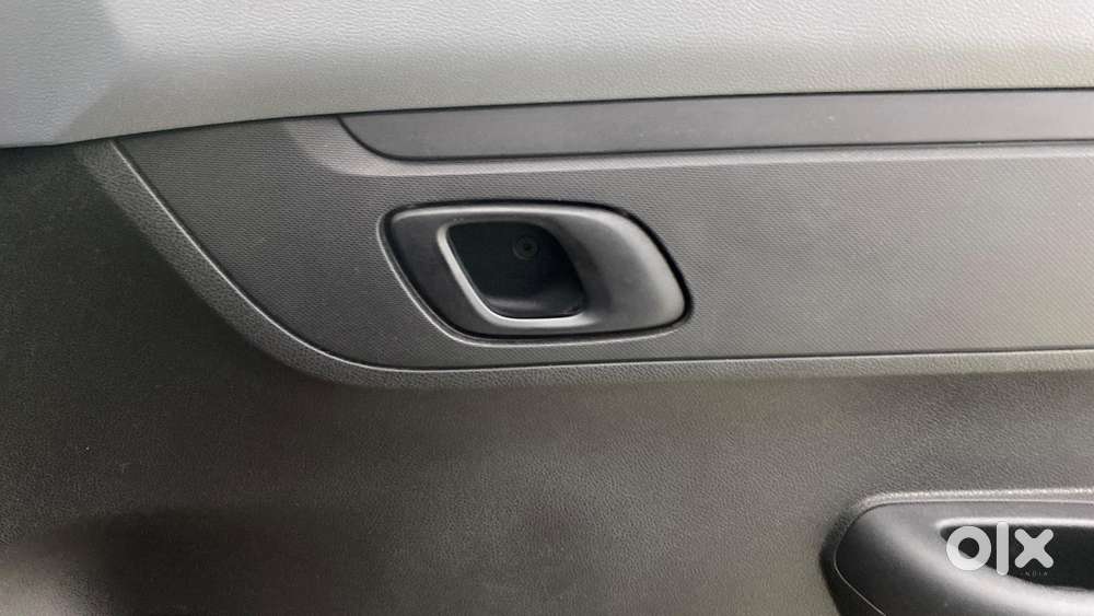 Renault Kwid 2019-ongoing 1.0 Rxt Amt (o), 2022, Petrol