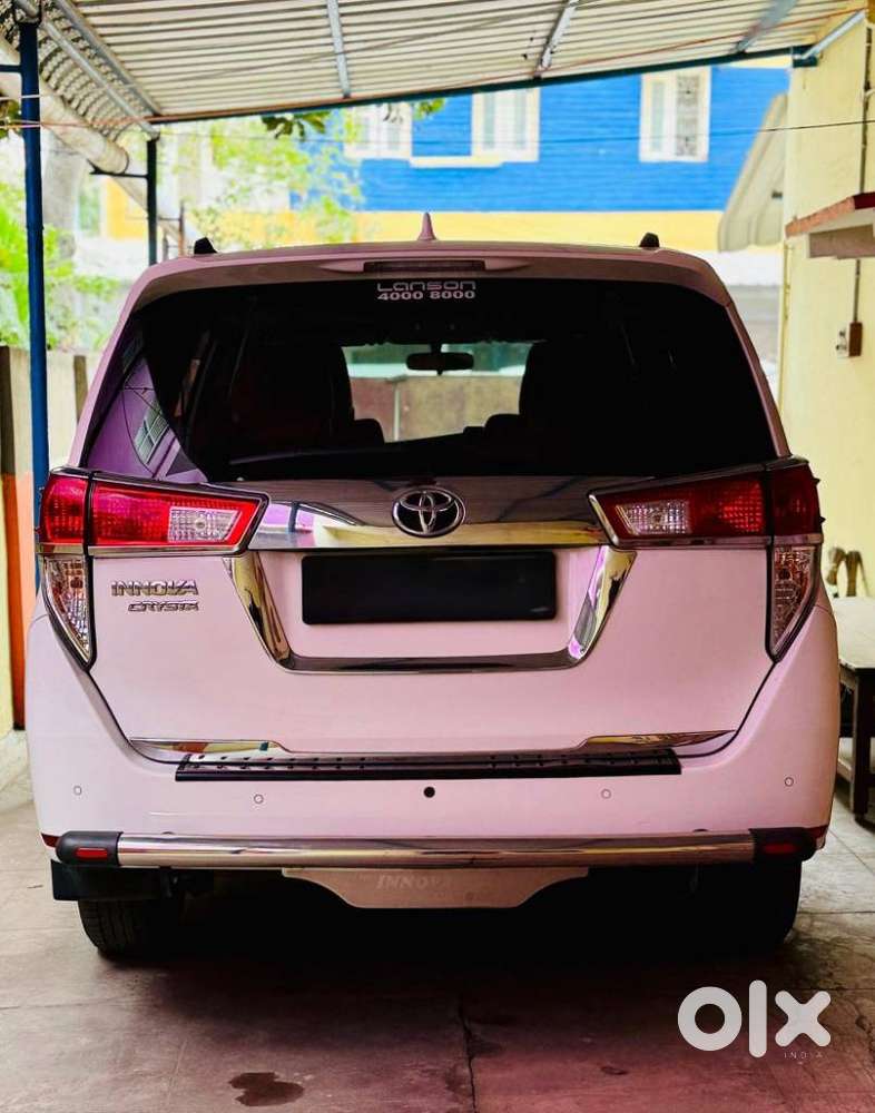 Toyota Innova Crysta [2020-ongoing] 2.4 Gx 7 Str, 2023, Diesel