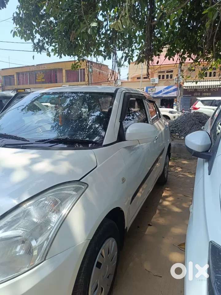 Maruti Suzuki Dzire 1.2 Vxi, 2022, Petrol
