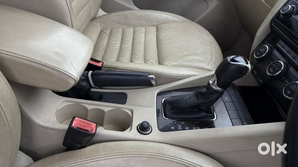 Skoda Octavia 1.8 Tsi Style Plus At, 2016, Petrol