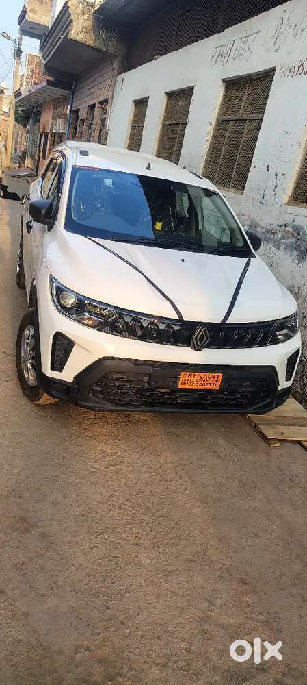 Renault Triber Facelift 2026 Petrol 30000 Km Driven