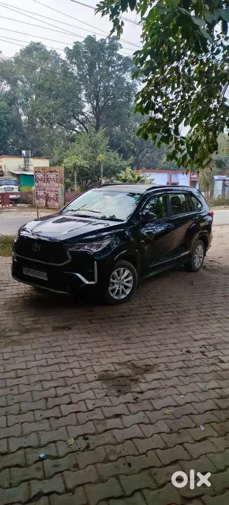 Toyota Innova Hycross 2025 Hybrid