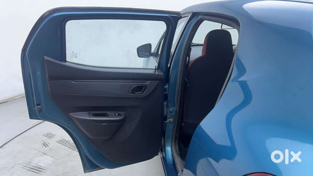 Renault Kwid 2019-ongoing 1.0 Rxt (o), 2020, Petrol