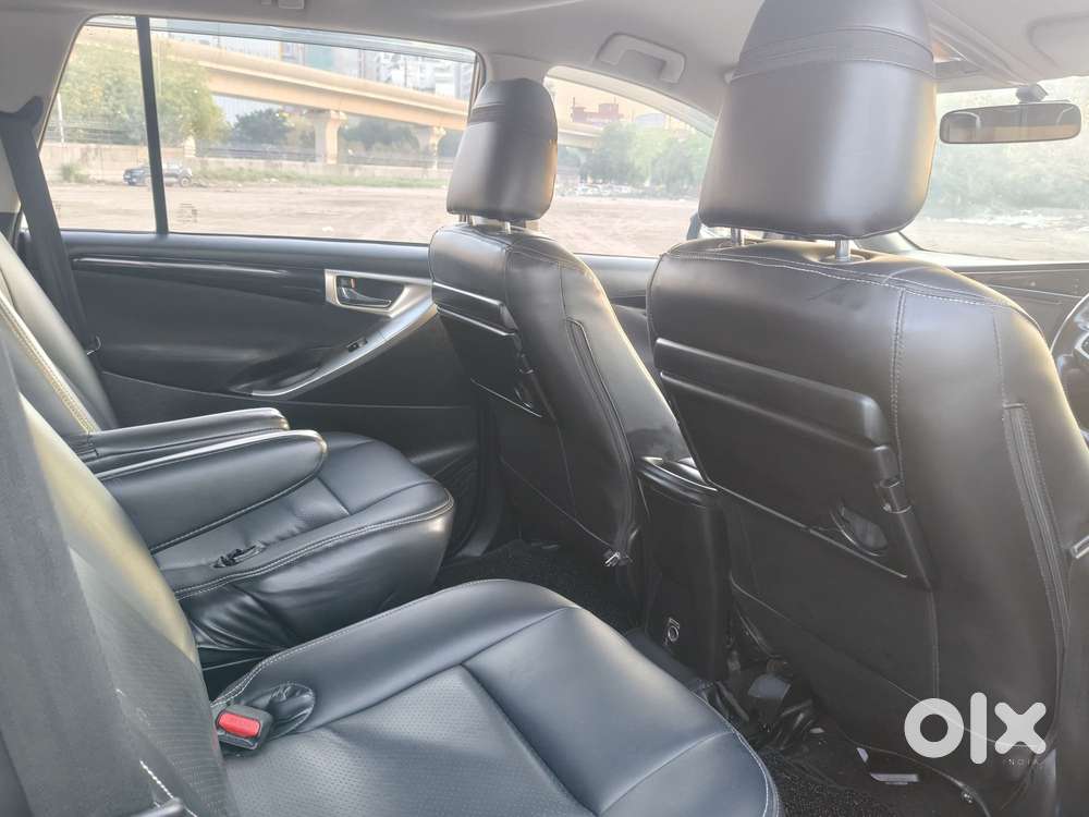 Toyota Innova Crysta 2.4 V, 2017, Diesel