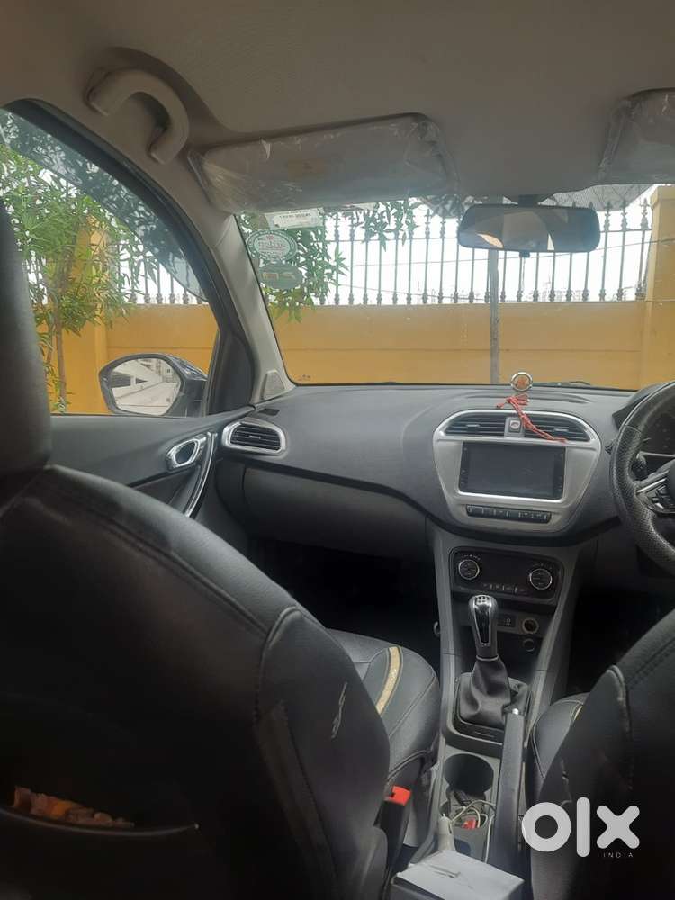 Tata Tigor Petrol 2019