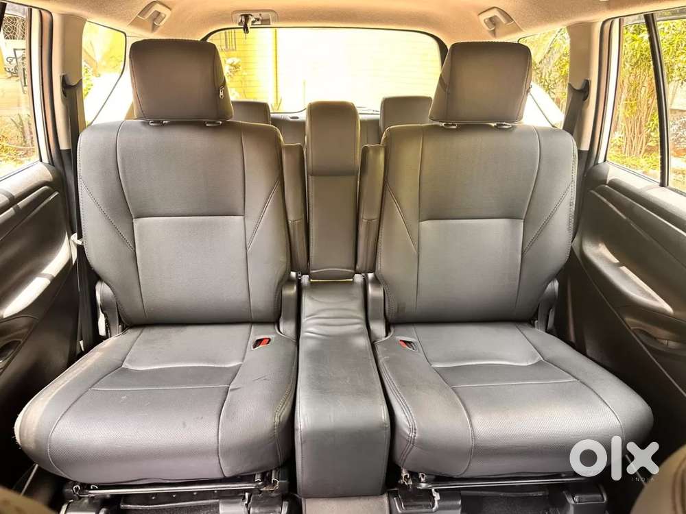 Toyota Innova Crysta 2.4 G Mt 7 Str, 2021, Diesel