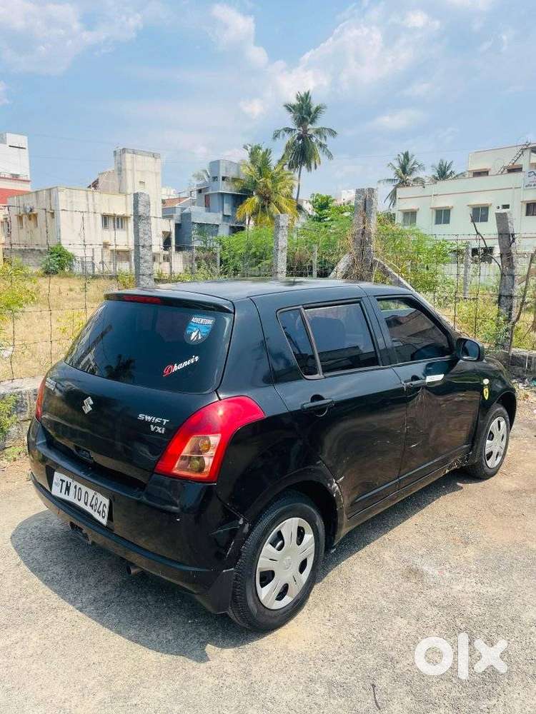 Maruti Suzuki Swift Vxi + Manual, 2006, Petrol