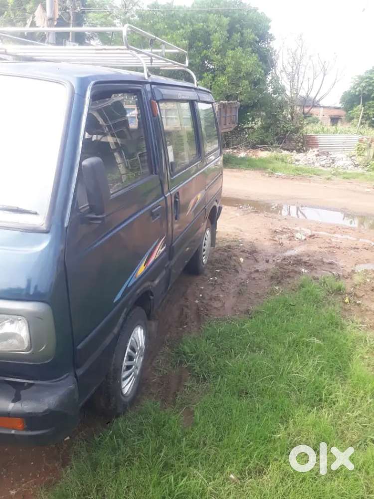 Maruti Suzuki Omni 2011