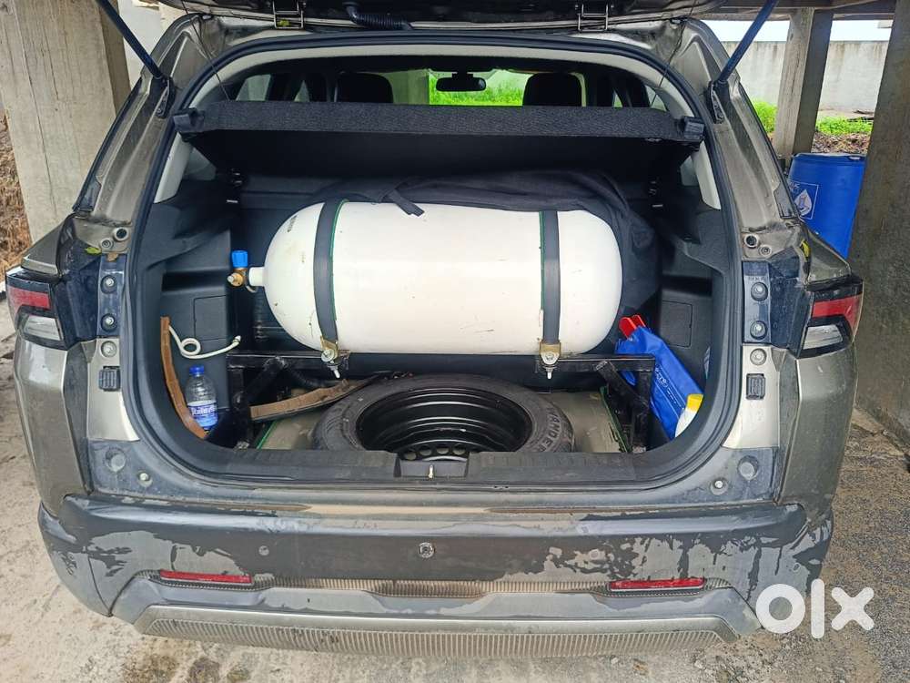 Maruti Suzuki Vitara Brezza 1.5 Lxi, 2024, Cng & Hybrids