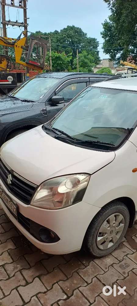 Maruti Suzuki Wagon R Lxi 2011 Petrol & Company Fitted Cng