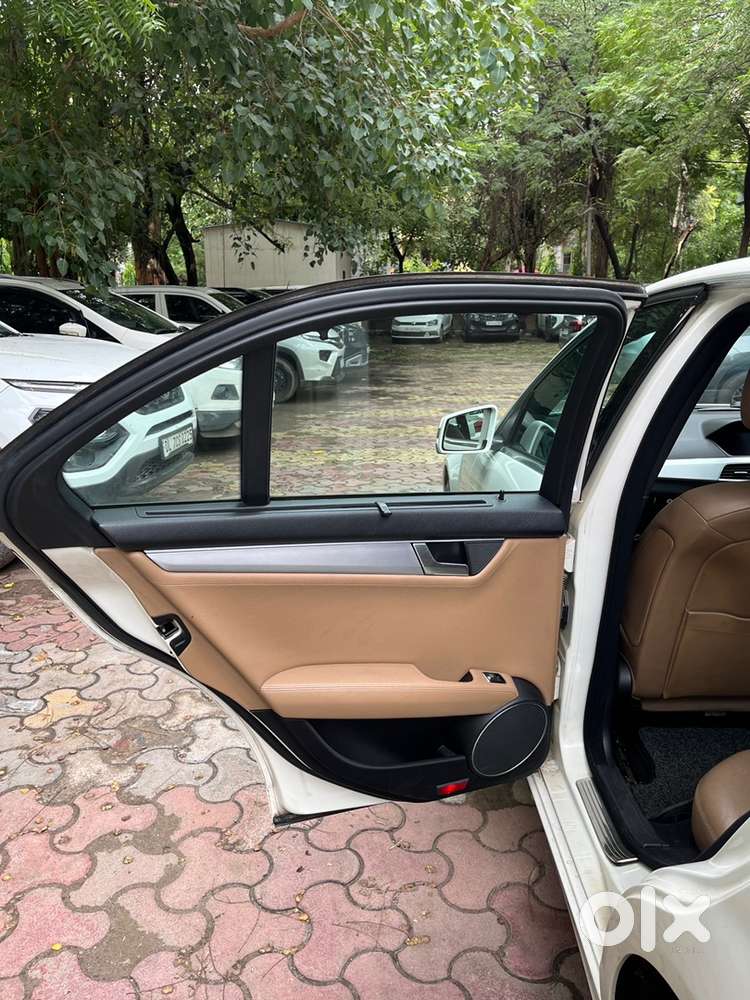 Mercedes-benz C-class 2012 Petrol 66000 Km Driven