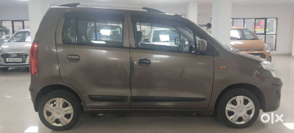 Maruti Suzuki Wagon R Amt Vxi, 2017, Petrol