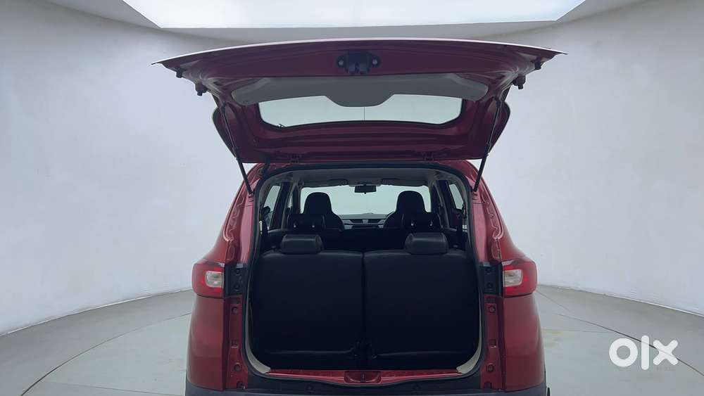 Renault Triber Rxt, 2020, Petrol